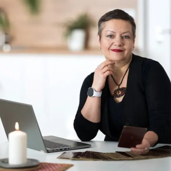 Magdalena Čevelová, výklad tarotových karet