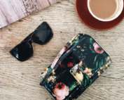 wallet glasses 1024x1024